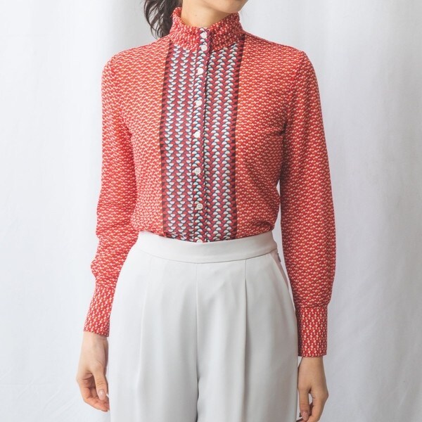 ナラカミーチェ（NARACAMICIE）/セミサークル幾何スタンドネックブラウス