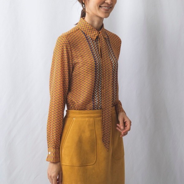 ナラカミーチェ（NARACAMICIE）/セミサークル幾何ボウタイ付きブラウス