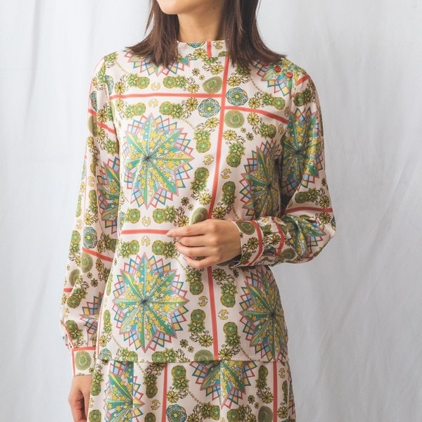 ナラカミーチェ（NARACAMICIE）/【NARACAMICIE】【セットアップ対応】天体柄肩ボタン長袖ブラウスの通販は 14,053円