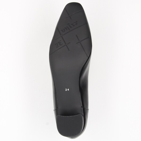 ユニティー（unity）/スクエアトゥチェーンモチーフパンプスの通販はau