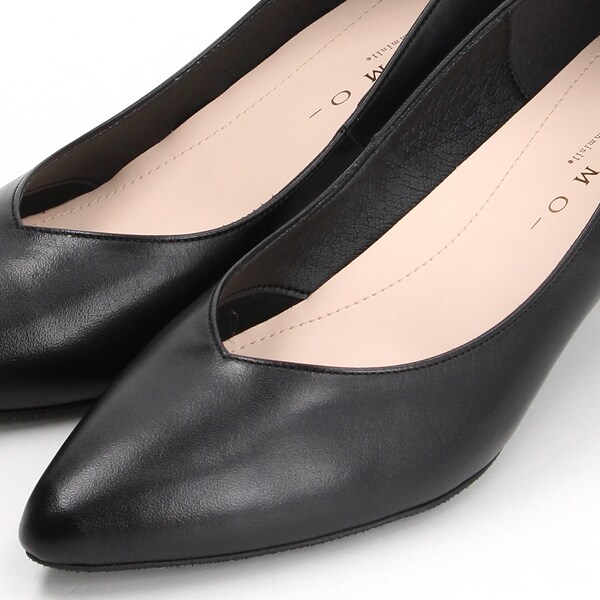 メルモ MELMO ポインテッドトゥプレーンパンプス （ブラック） メルモ