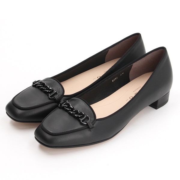 メルモ（MELMO）/チェーンモチーフカッターパンプス