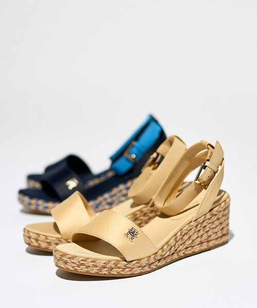 トミー ヒルフィガー（Tommy Hilfiger）/カラフルウェッジサテンサンダル 8,026円