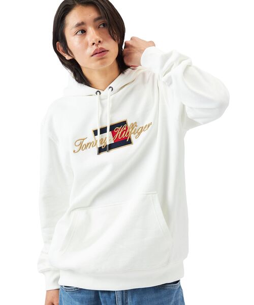 トミー ヒルフィガー（Tommy Hilfiger）/ゴールドエンブロイダーフーディー