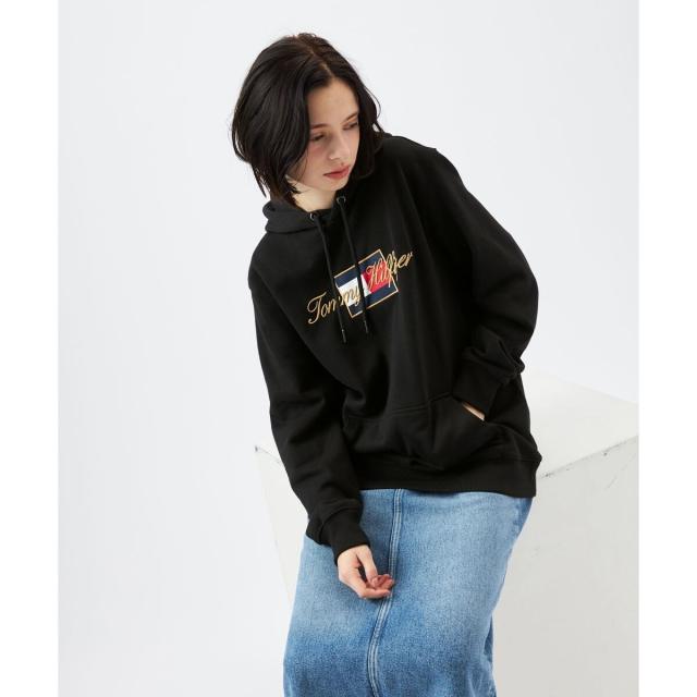 トミー ヒルフィガー（Tommy Hilfiger）/ゴールドエンブロイダーフーディー