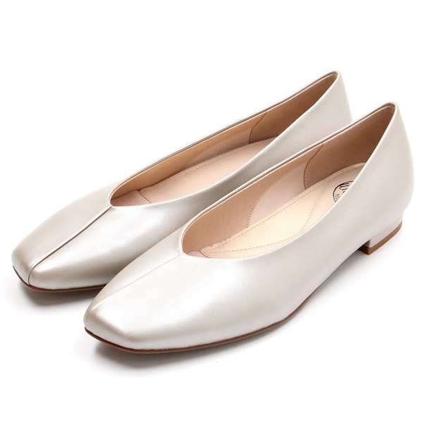 アンリーフ（unReef）/スクエアトゥカッターパンプス