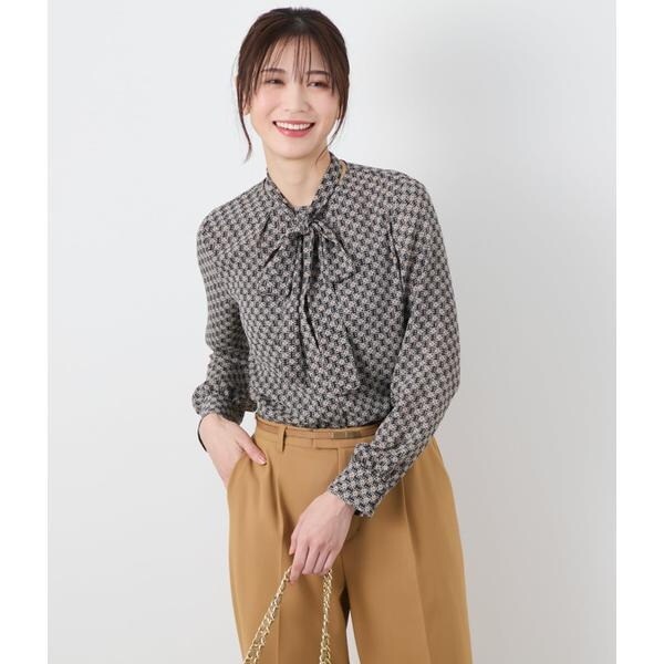 ニューヨーカー（NEWYORKER）/アーキテクスチャーモチーフプリント ボウタイブラウスの通販は