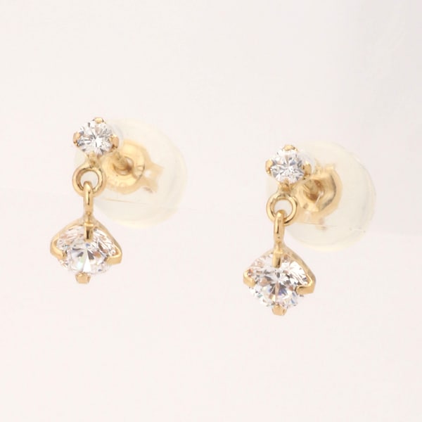 【保証書付】ヴァンドーム青山•ピアス•K10 ホワイトゴールド•美品 保証書付】ヴァンドーム青山•ピアス•K10 ホワイトゴールド•美品 K10