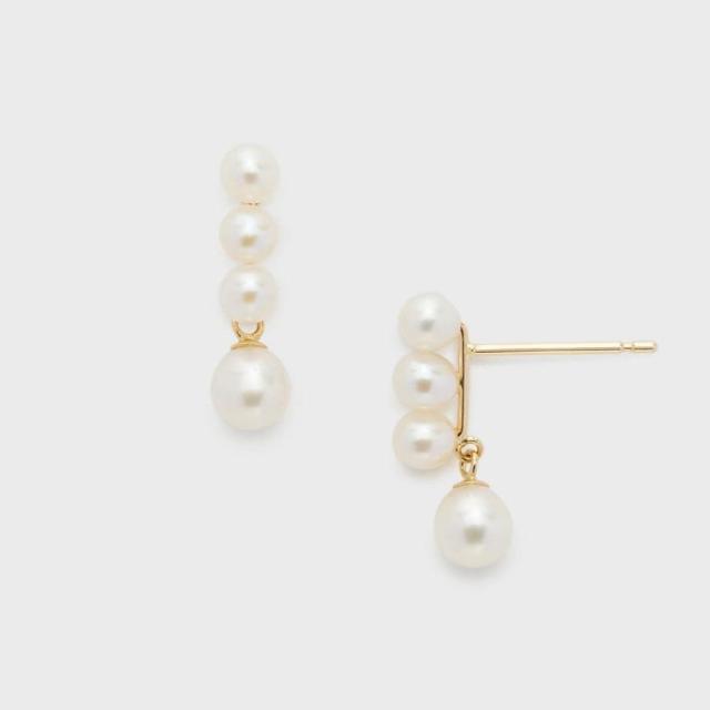 【NOJESS】10金　バタフライ　チェーンピアス NOJESS】10金 バタフライ チェーンピアス K10ダイヤモンドピアス