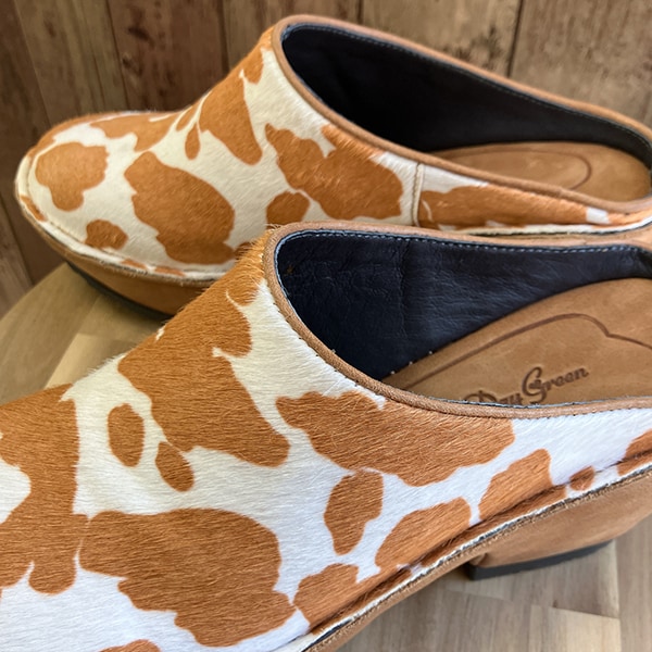 ヒナ デイ グリーン（Hina Day Green）/ハラコ風素材 厚底サボサンダル