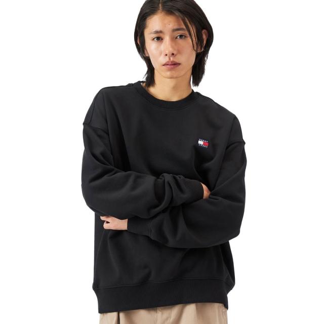トミー ジーンズ（TOMMY JEANS）/リラックスバッジクルーネック
