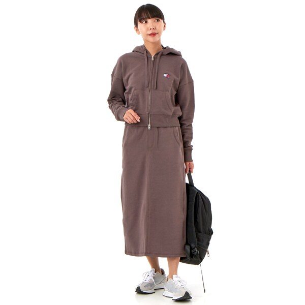 【NEW】トミー ジーンズ（TOMMY JEANS）/クレアミディスウェットスカート