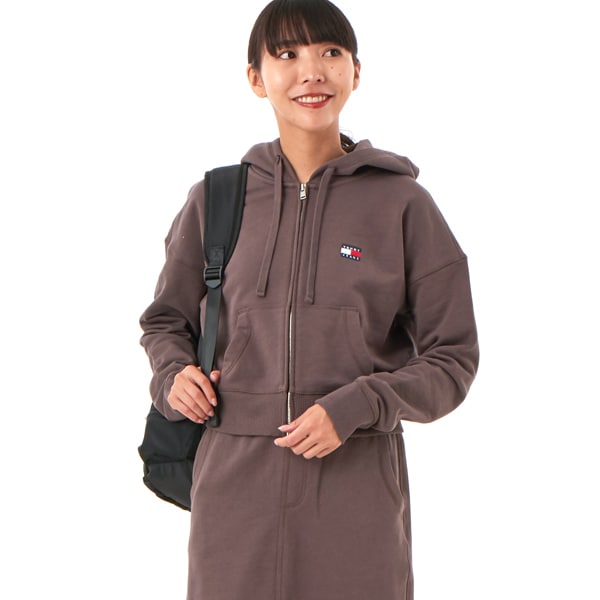 トミー ジーンズ（ JEANS）/ボクシークロップドジップアップパーカー