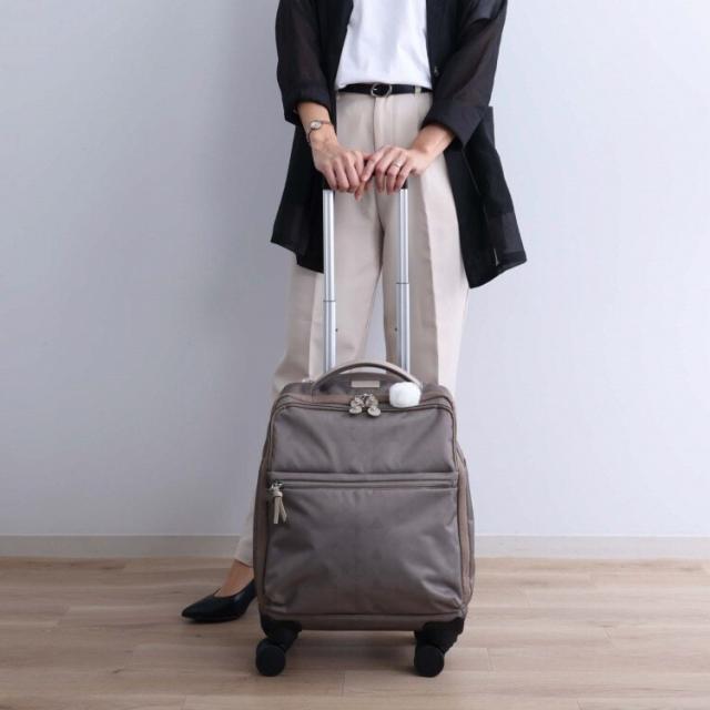 カナナプロジェクト（kanana project）/カナナ キャリーケース ソフトトローリー 24L 機内持ち込み キャスターストッパー