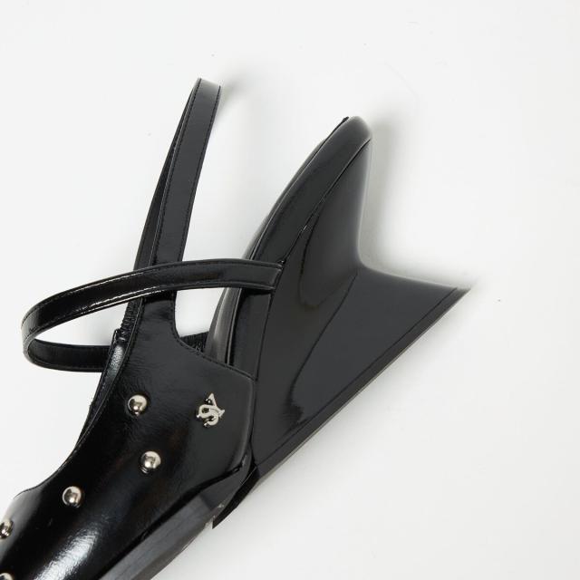 楽天市場】ウェーブラインバックベルト パンプス45↓↑／オデットエ