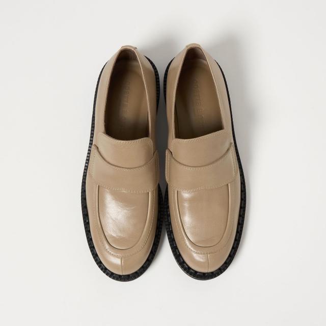 オデットエオディール（ODETTE Ｅ ODILE）/ネオローファー フラット30↑