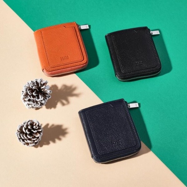 【NEW】タケオキクチ（TAKEO KIKUCHI）/【驚くべき収納力】カラードコンパクト財布
