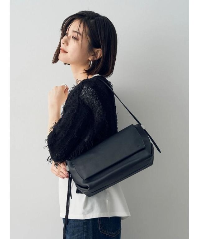 イェッカ ヴェッカ（YECCA VECCA）/【story】レザーワイドフラップバッグの通販は