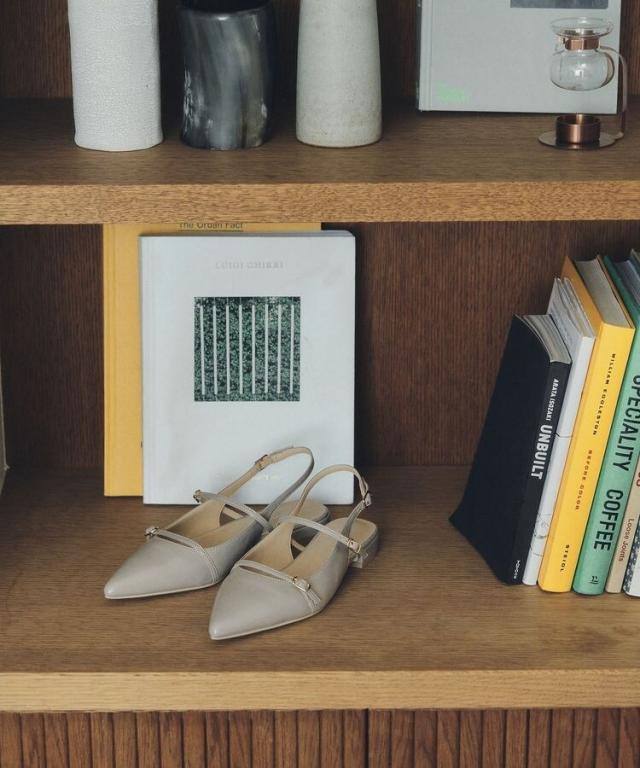 イェッカ ヴェッカ（YECCA VECCA）/バックストラップメリージェーン