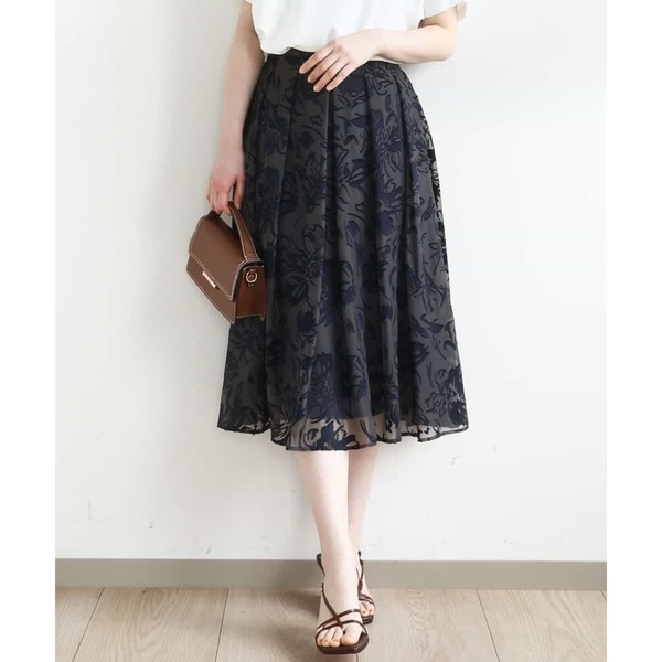 オフオン（OFUON）/花柄シアーフレアースカート/洗える