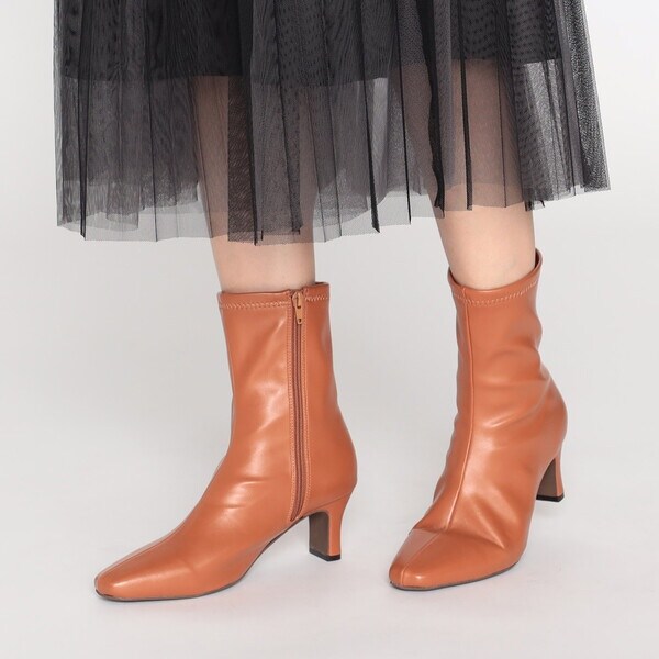 コムサイズム（COMME CA ISM）/スクエアトゥ ストレッチショートブーツ