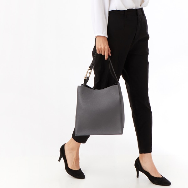 フルラ（FURLA）/FURLA NUVOLA S バケットバッグ 25．5