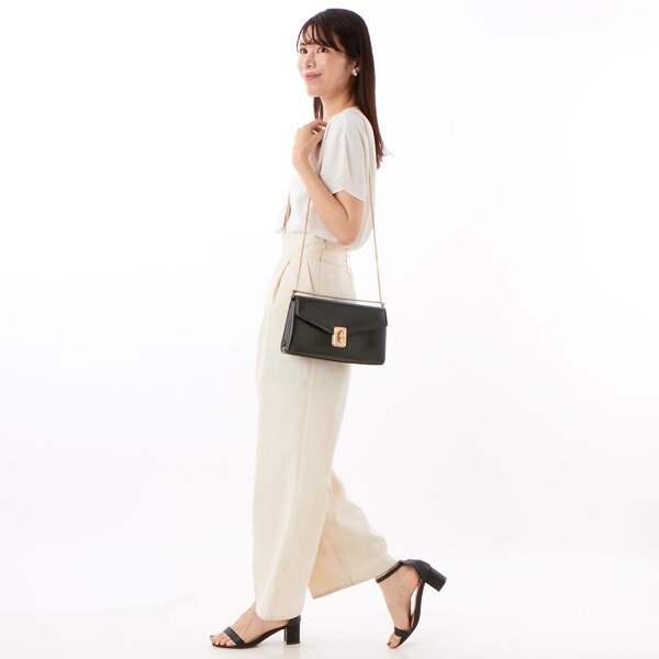 フルラ（FURLA）/FURLA MERIDIANA M ショルダーバッグの通販はau PAY