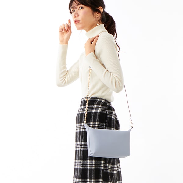 なつ オールウェイズ パーフェクト ストレッチ ショートパンツ 4分丈