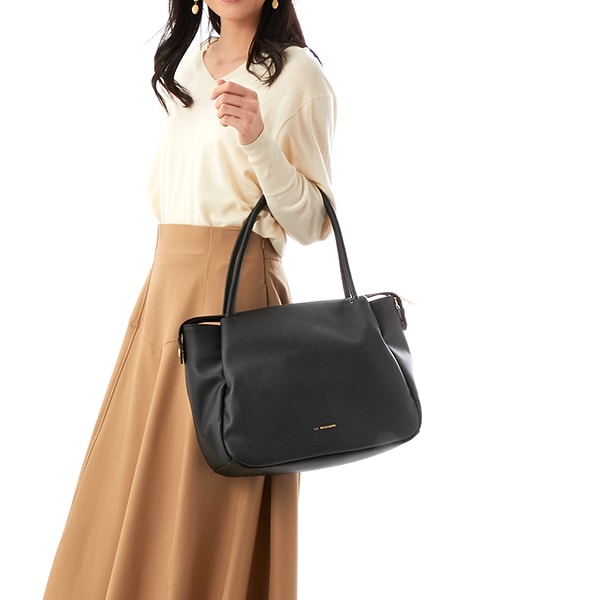 ラ バガジェリー（LA BAGAGERIE）/ブリッジトートバッグ Mサイズの通販は 8,800円