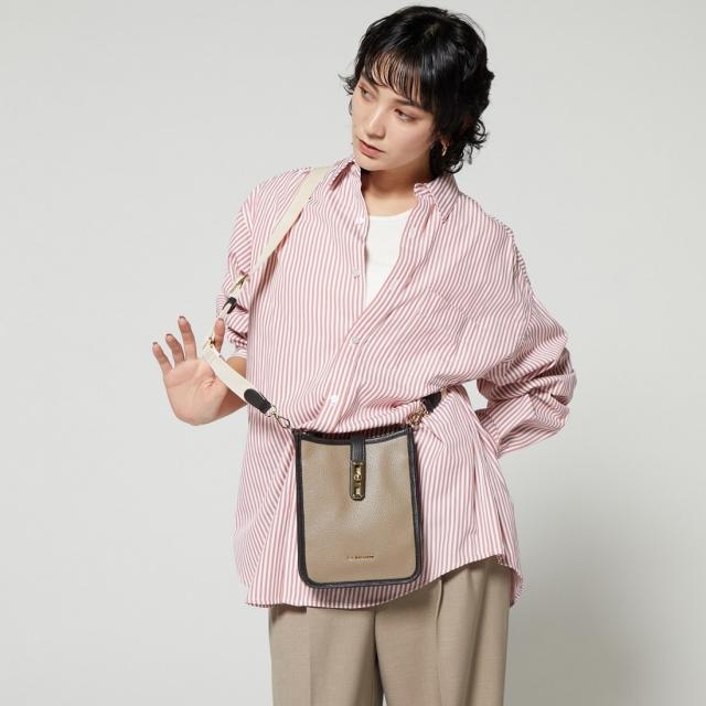 ラ バガジェリー（LA BAGAGERIE）/スクエアレザーミニショルダーバッグの通販は