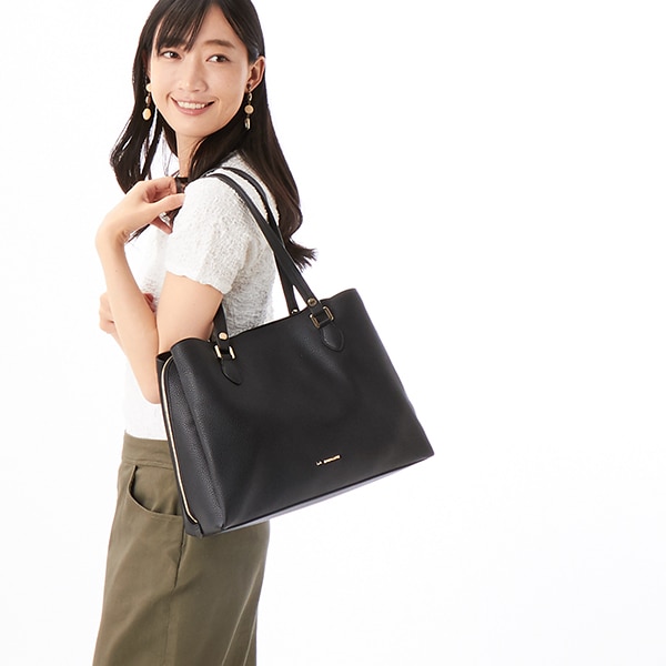 ラ バガジェリー（LA BAGAGERIE）/ベーシック フェイクレザートートの 