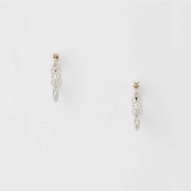 アガット（agete）/《WEB限定》シルバーピアスの通販はau PAY