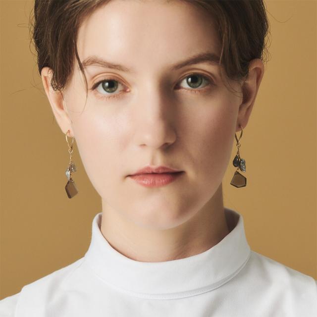 アガット（agete）/K10クォーツピアスチャームの通販はau PAY  