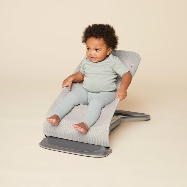 ダッドウェイ（DADWAY）/【ergobaby エルゴベビー】evolve バウンサー メッシュ/ライトグレー