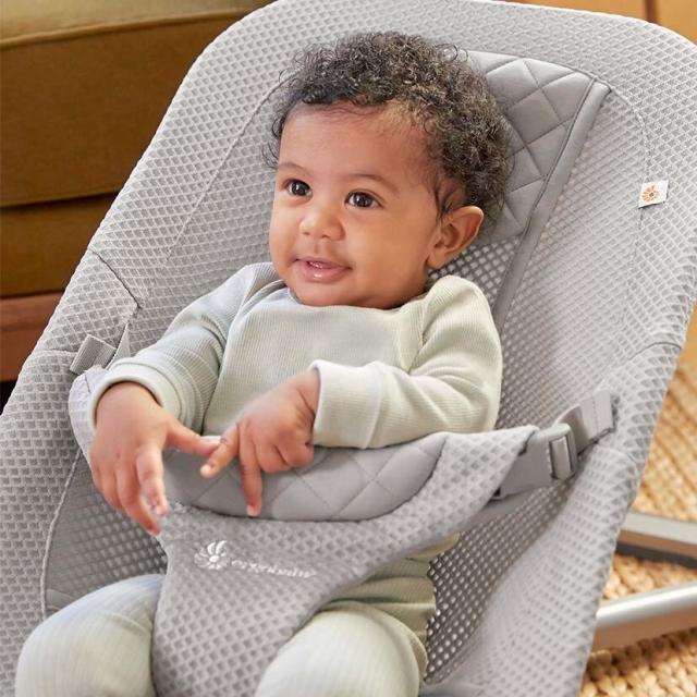 ダッドウェイ（DADWAY）/【ergobaby エルゴベビー】evolve バウンサー メッシュ/ライトグレー