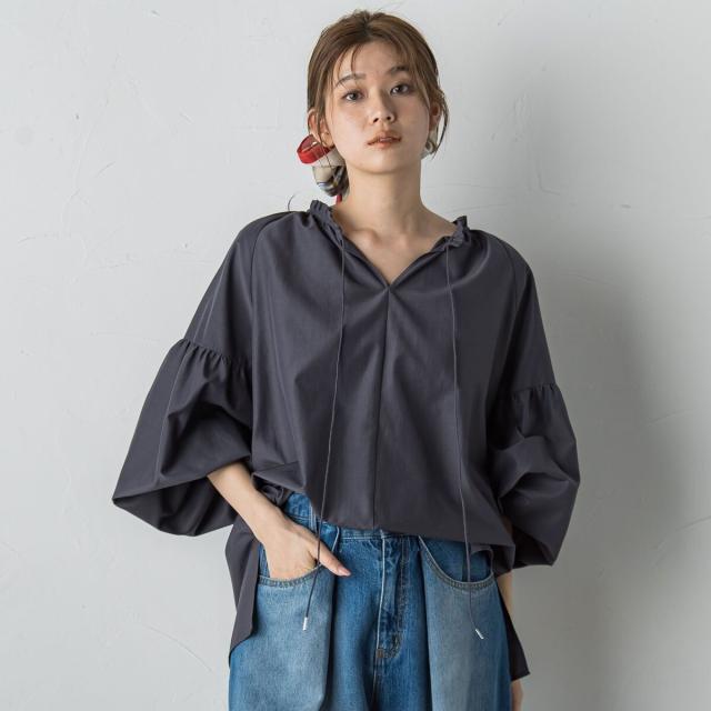 ドロワットロートレアモン（Droite lautreamont）/セミシアーフリルブラウス≪洗濯機で洗える≫