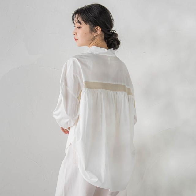 ドロワットロートレアモン（Droite lautreamont）/コーマコットンバックテープブラウス