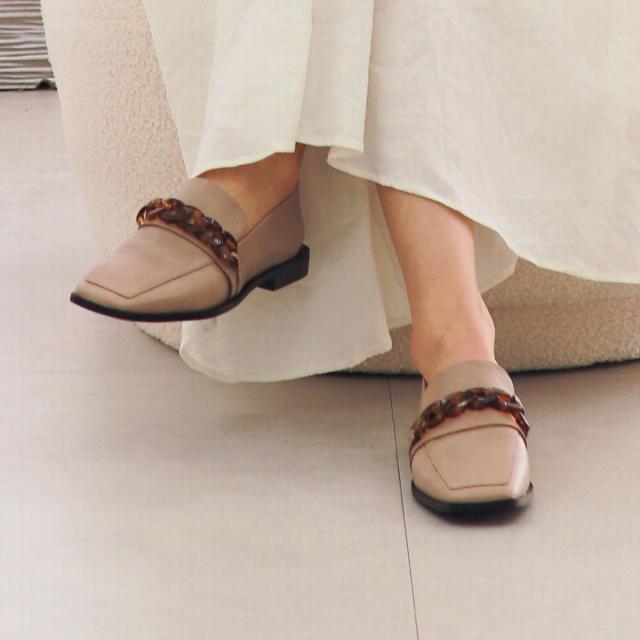 ブリジットバーキンセレクト（Bridget Birkin Select）/ANGEL ALARCON◆1．5cmヒール◆スクエアトウアクリルチェーンローファーの通販は