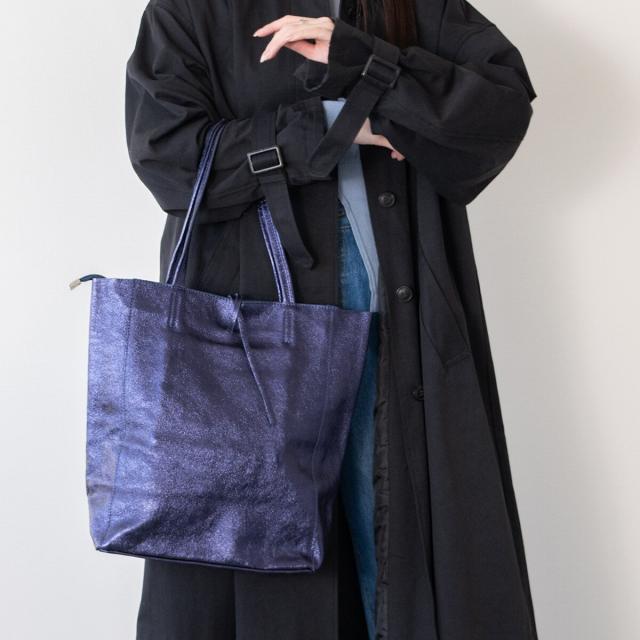 アンドレアカルドネ（Andrea Cardone）/Andrea Cardone◆メタリックレザートートバッグ