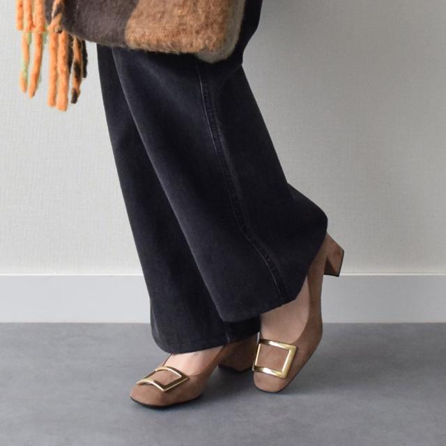 ブリジットバーキンセレクト（Bridget Birkin Select）/INTER−CHAUSSURES◆5．6cmヒール◆スクエアトウメタルバックルパンプスの通販は 14,784円