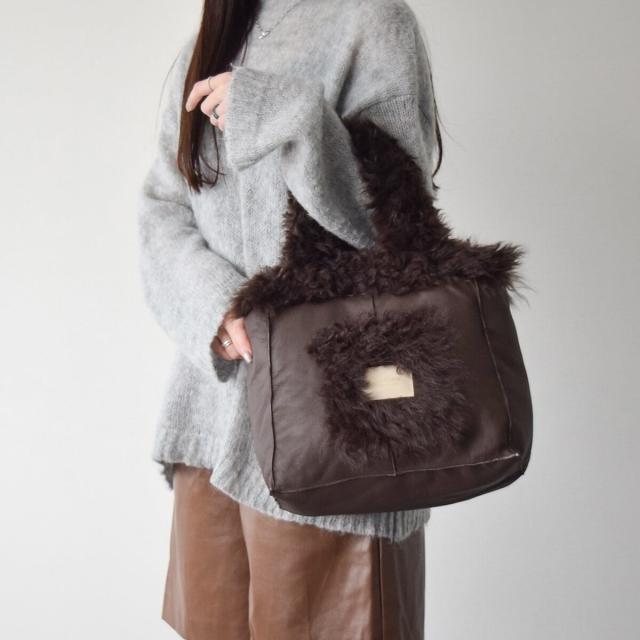 ブリジットバーキンセレクト（Bridget Birkin Select）/LISA CONTE◆リバーシブルムートンバッグ