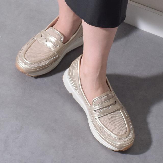 ブソラ（bussola）/bussola ブソラ◆4．5cmヒール◆撥水ローファースニーカー