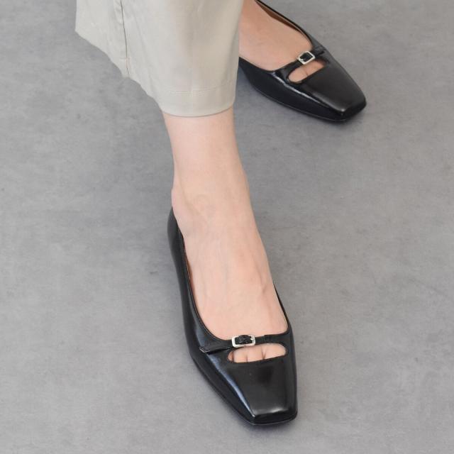 インターショシュール（INTER−CHAUSSURES）/INTER−CHAUSSURES◆1cmヒール◆スクエアトウバックルサケットバレエ