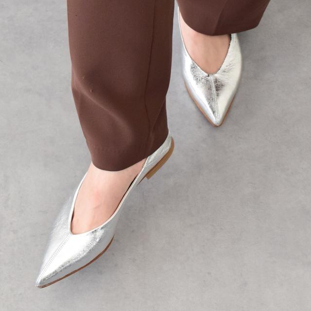 インターショシュール（INTER−CHAUSSURES）/INTER−CHAUSSURES◆1．9cmヒール◆ポインテッドトウサケットバレエシューズ_1