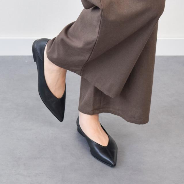 インターショシュール（INTER−CHAUSSURES）/INTER−CHAUSSURES◆1．9cmヒール◆ポインテッドトウサケットバレエシューズ_3