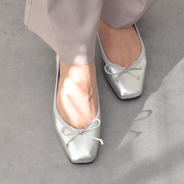 インターショシュール（INTER−CHAUSSURES）/INTER−CHAUSSURES◆1cmヒール◆リボン付きスクエアフラットパンプス