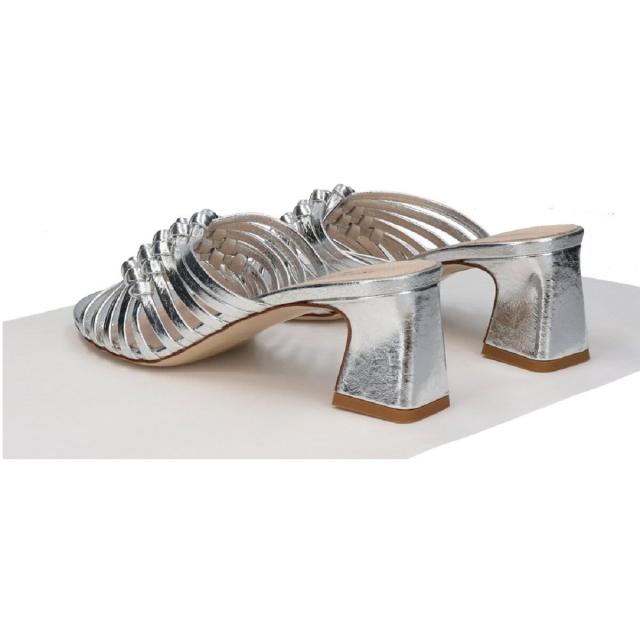 インターショシュール（INTER−CHAUSSURES）/INTER−CHAUSSURES◆5．5cmヒール◆ラウンドトウフレアヒールノットサンダル_11