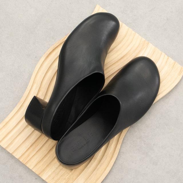 エミレ（EMILE）/EMILE◆5cmヒール◆オブリークトウレザーミュール