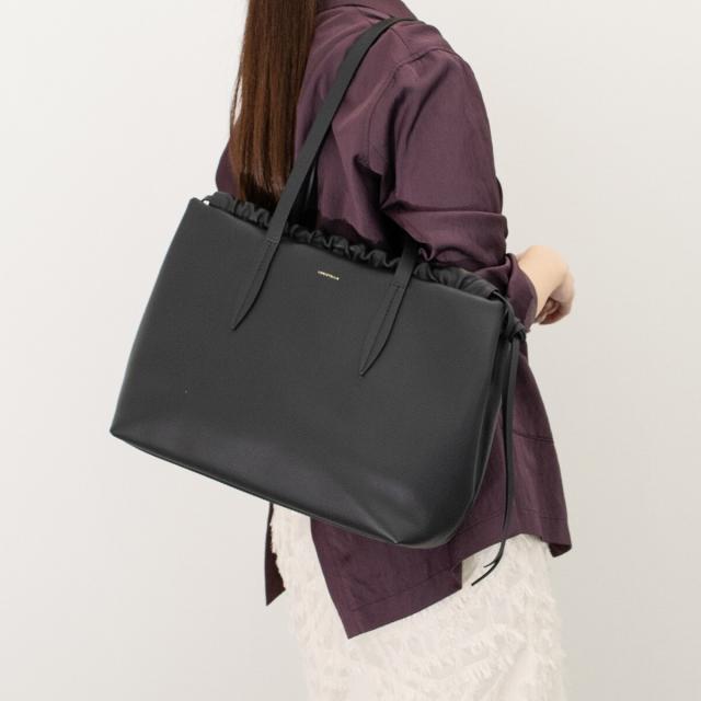 ロリステッラ（LORISTELLA）/LORISTELLA◆レザーショルダーバッグ