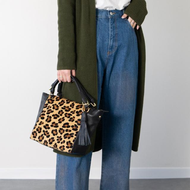 アンドレアカルドネ（Andrea Cardone）/Andrea Cardone◆レザーハンドルレオパード柄ハンドバッグ